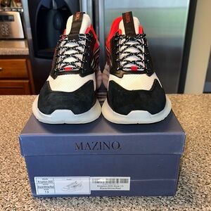 Men's Black and White Sneakers